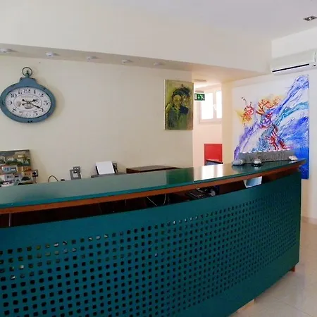 Hotel Saint Nickolas Boutique 3*